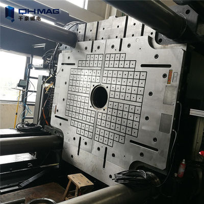 16kgf/Cm2 Magnetic Mold Clamps For Injection Molding 8 Channels